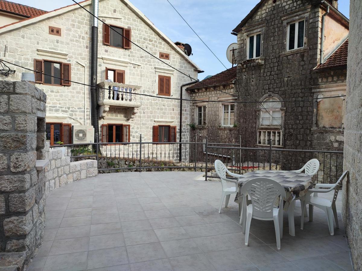 Apartment Rosic Perast Exterior foto
